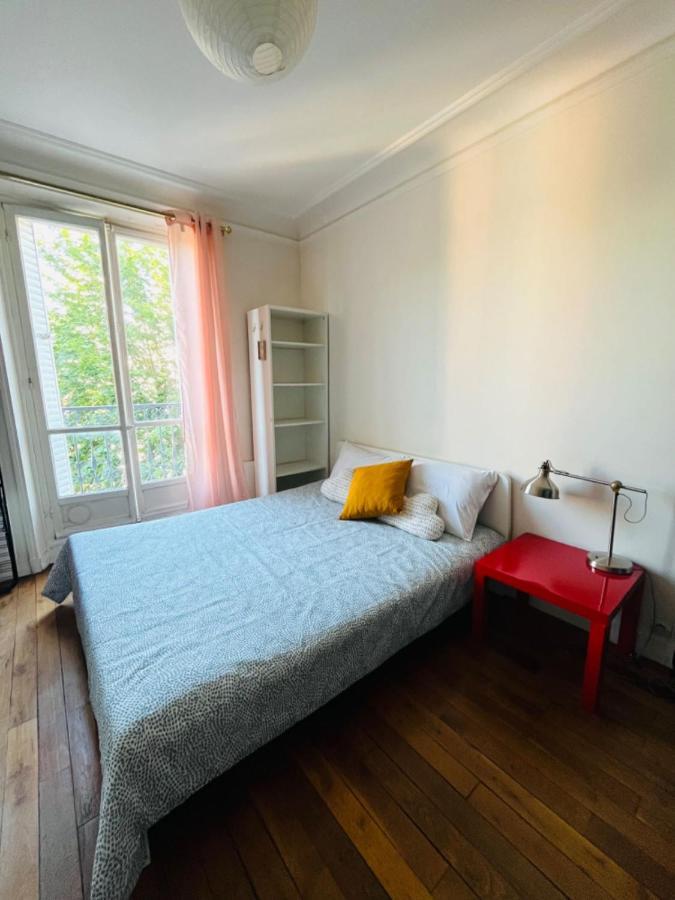 Beautiful Apartment With Balcony Paris Exterior photo